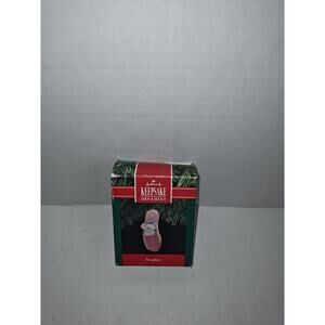 Vtg 1991 Hallmark Keepsake Handcrafted Ornament Daughter Mouse Sleep Slipper